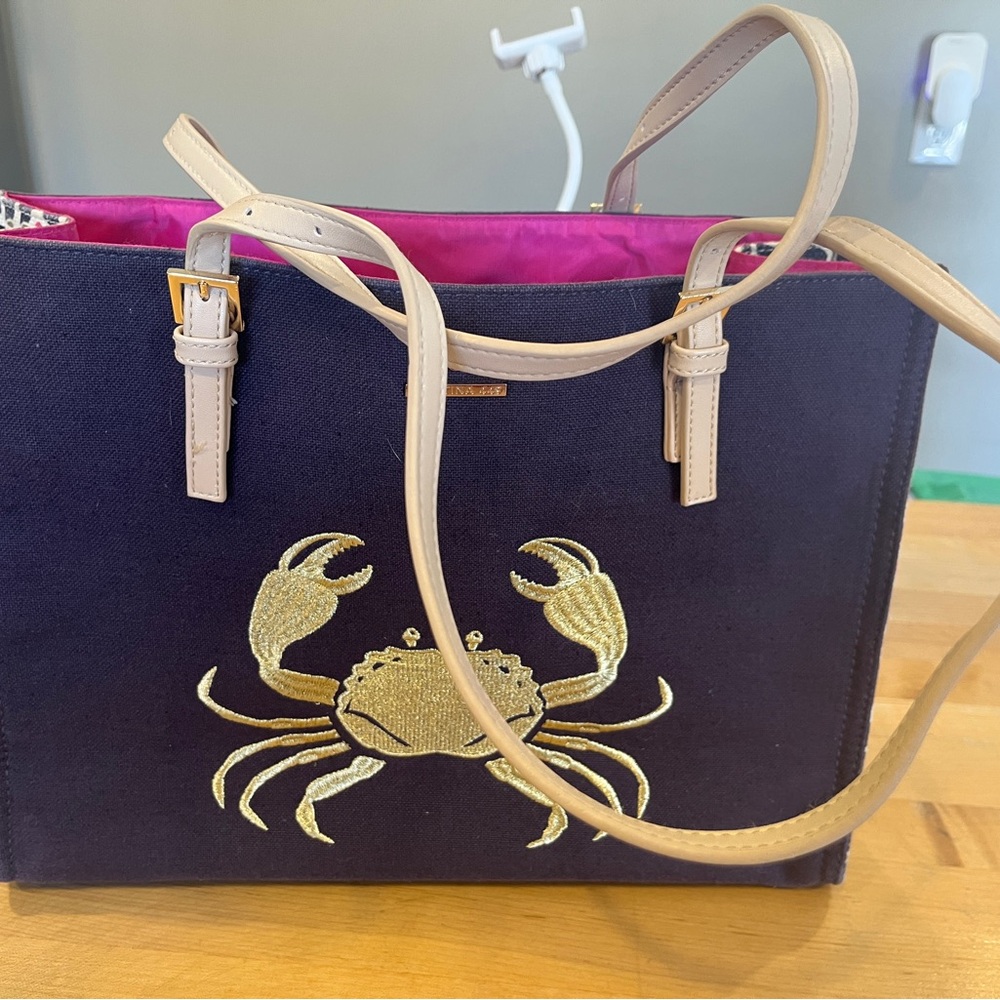 Elegant Navy Tote with Gold Crab Embroidery